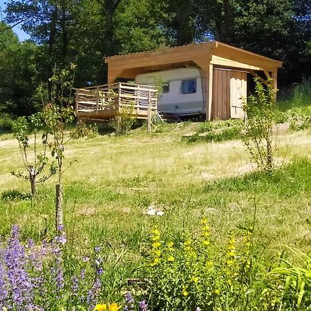 Carazen , Caravane Chauffee Saint-Silvain-Bellegarde Bagian luar foto