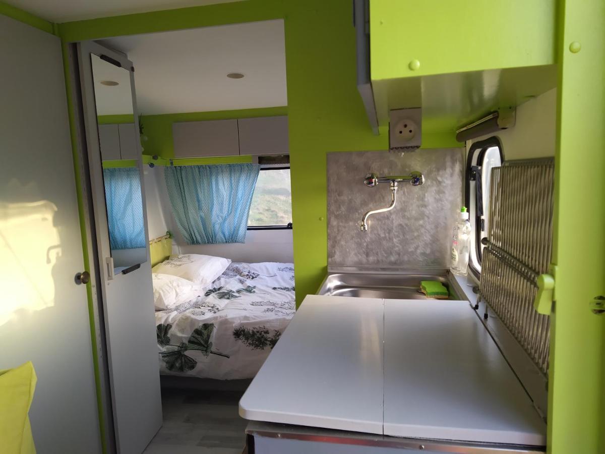 Carazen , Caravane Chauffee Saint-Silvain-Bellegarde Bagian luar foto